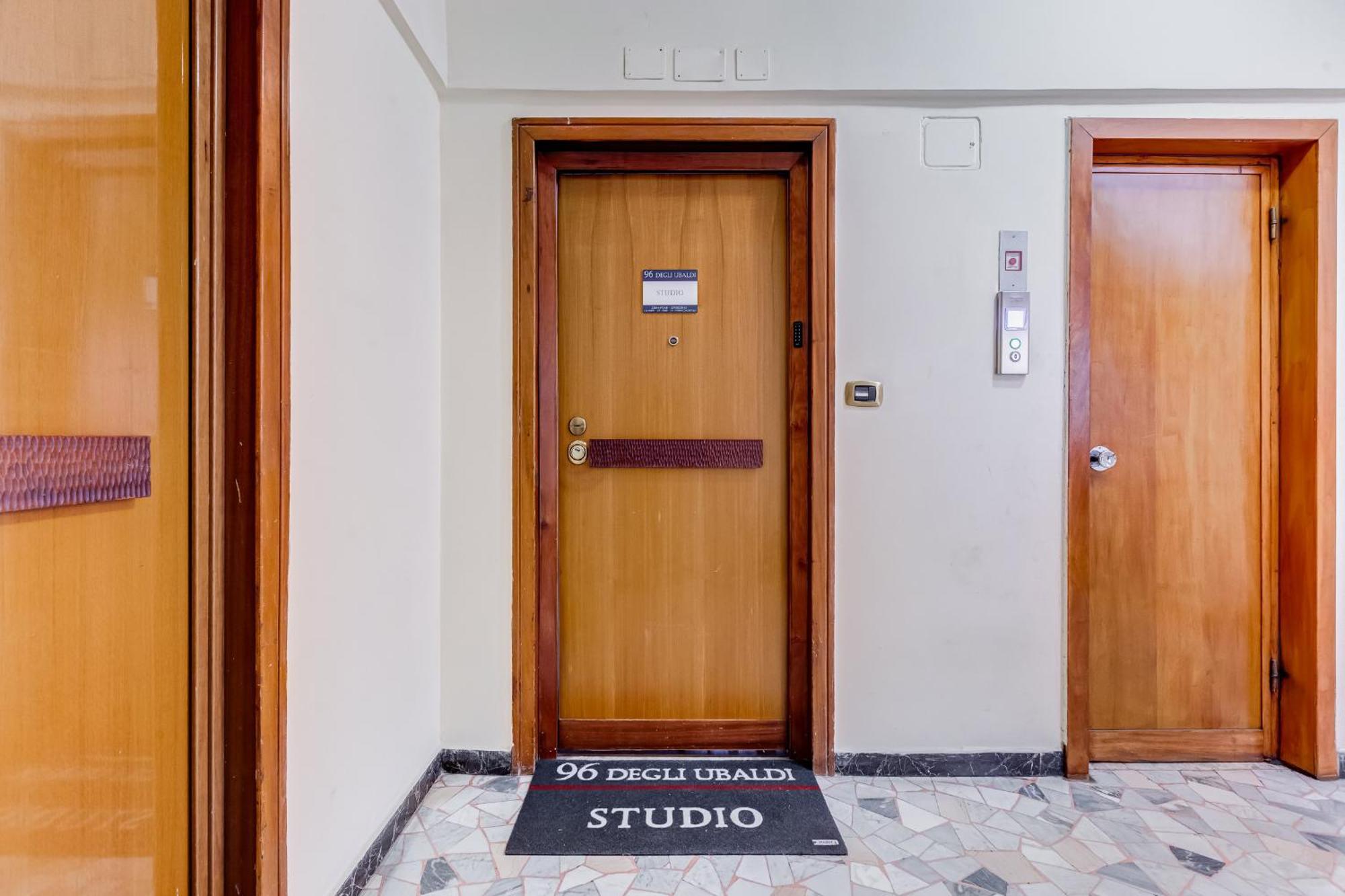 96 Degli Ubaldi Studio Rome Buitenkant foto